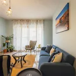 Daire New On The Market - Stylish 3br Unit Walking Distance To The By Sf Homes *