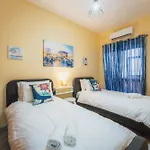 New On The Market - Stylish 3br Unit Walking Distance To The By Sf Homes Daire *